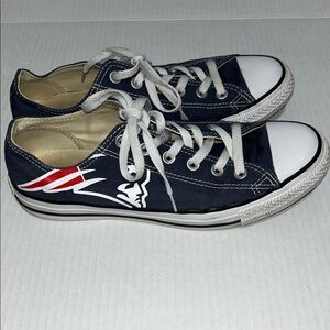 Converse x New England Patriots Sneakers - Unisex Mens 7.5 / Women’s 9.5